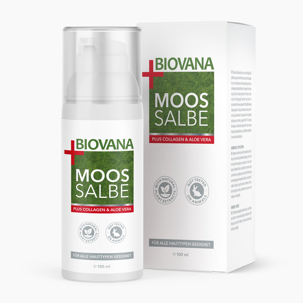 Flasche mit Pumpspender und grünem Etikett Biovana Moos Salbe 100 ml vor passender Faltschachtel