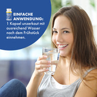 Thumbnail for Person hält Glas Wasser neben Text Einfache Anwendung 1 Kapsel nach dem Frühstück